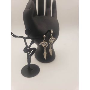 Native American Pewter Metal Post Bear Design w/ Silver-Turquoise in Center-Feat